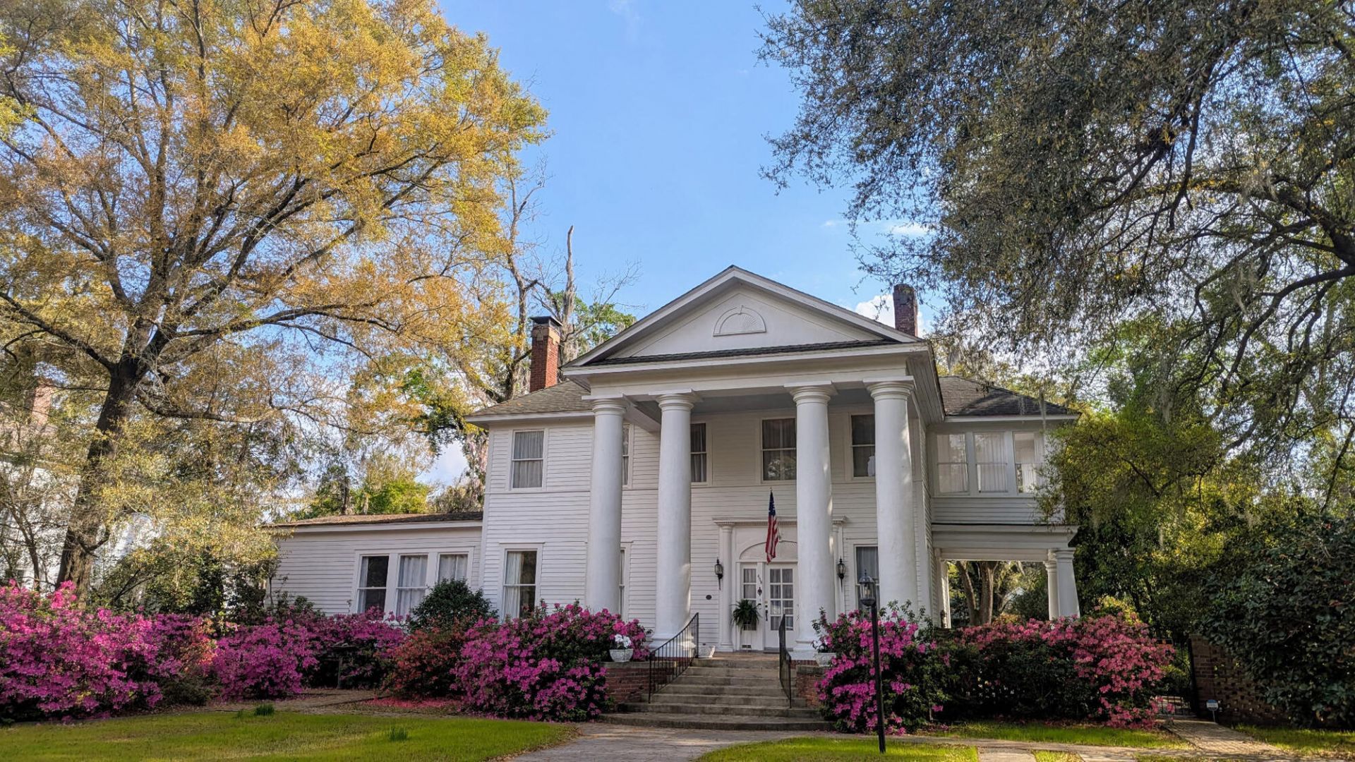 458 Hampton Street Photo 9
