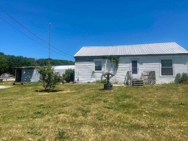 4800 N Greenville Road, Lakeview, MI 48850