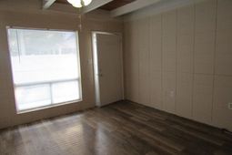 2008 Hillside Dr. photo 4