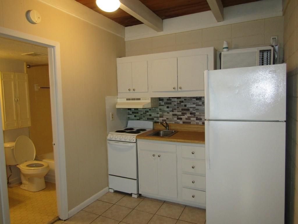 2008 Hillside Dr. Photo 9