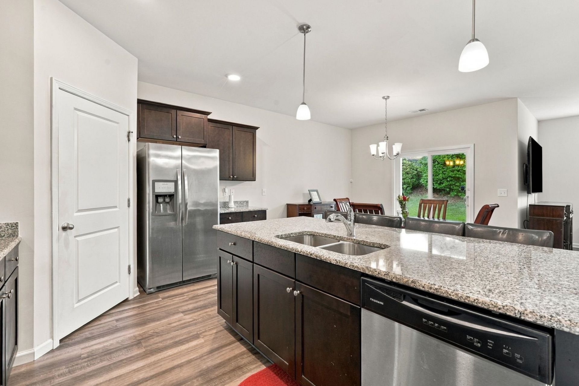 2848 Ophelia Way Photo 32