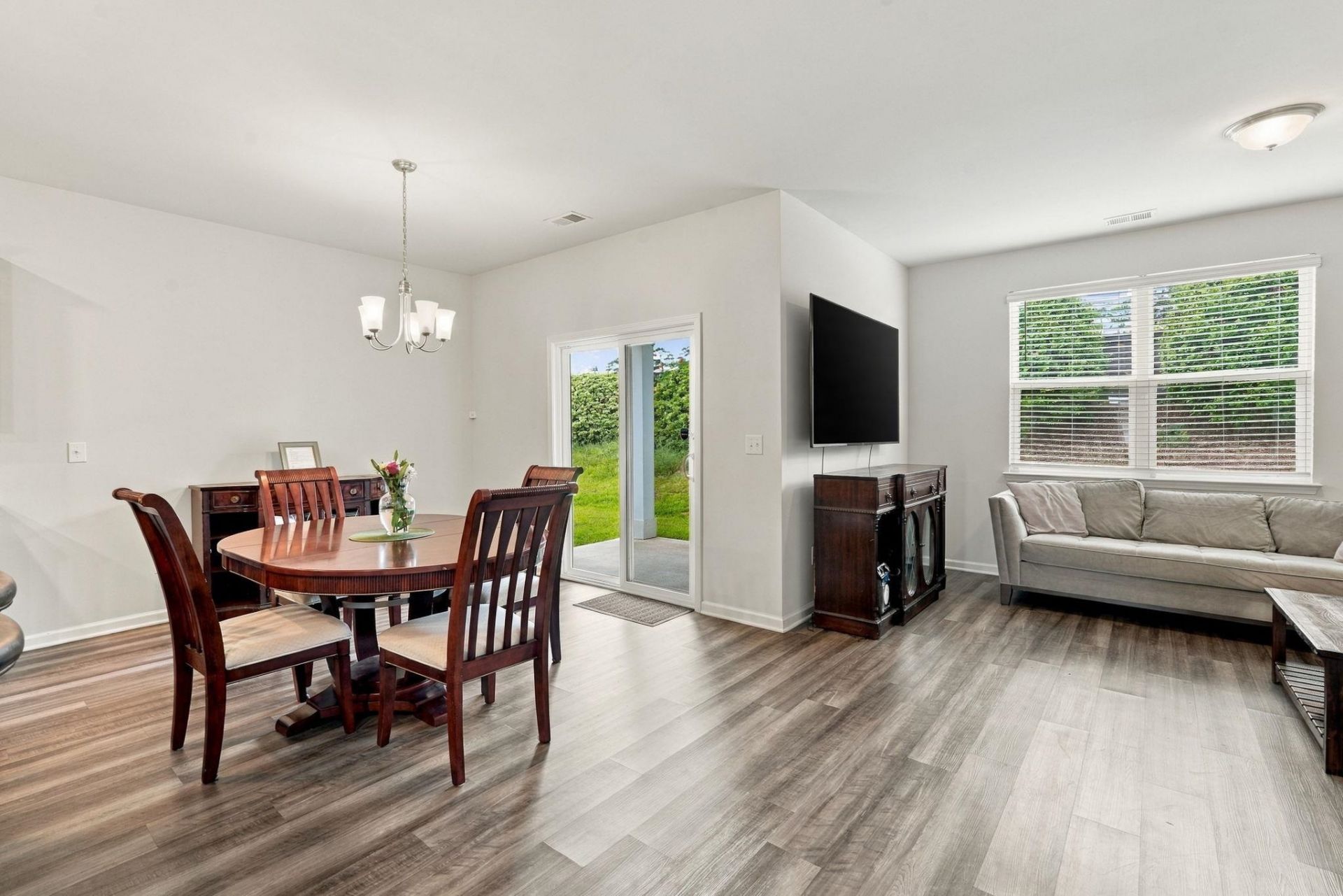 2848 Ophelia Way Photo 7
