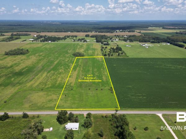 05 Comstock Road, Elberta, AL 36530