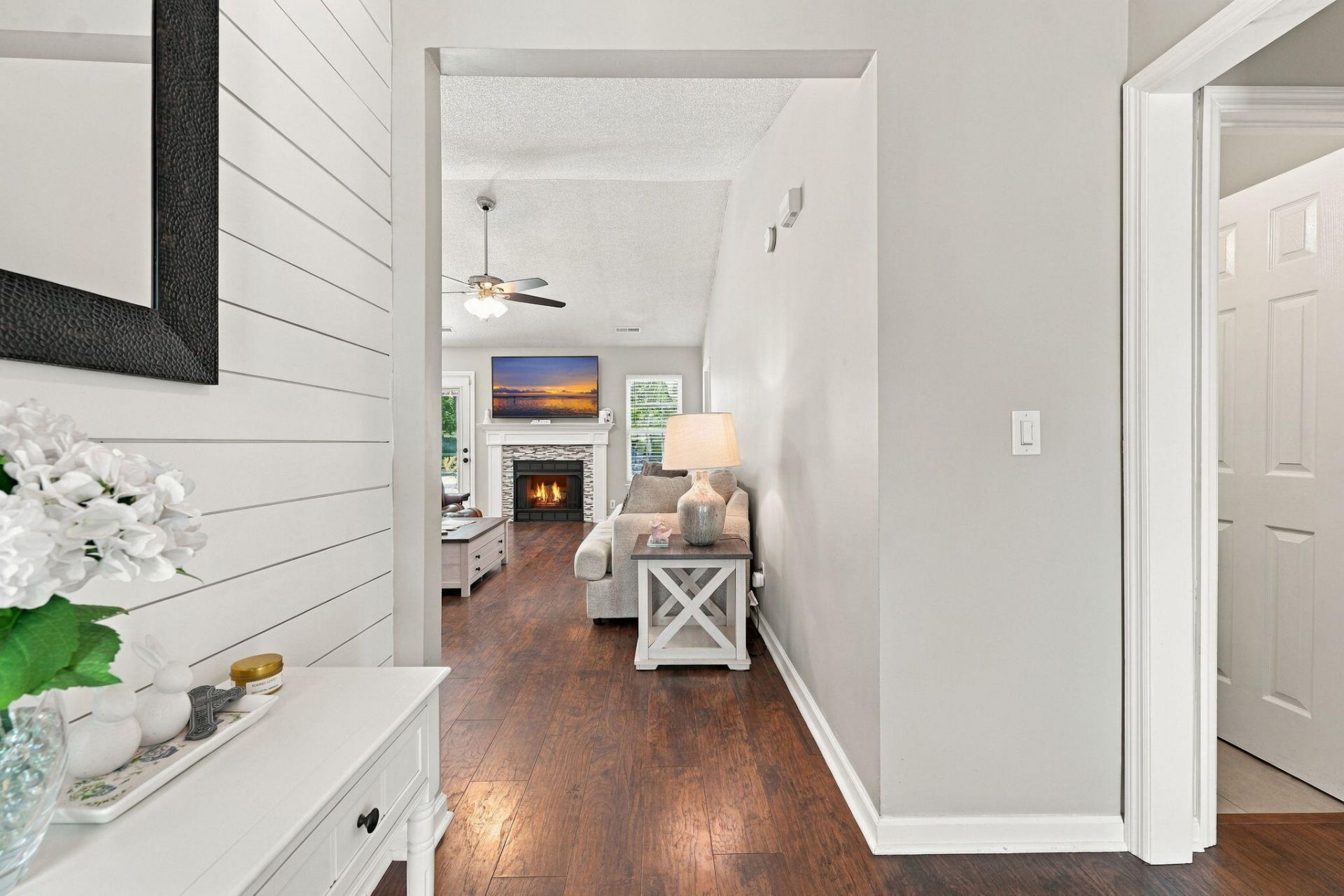 206 William Street Photo 7