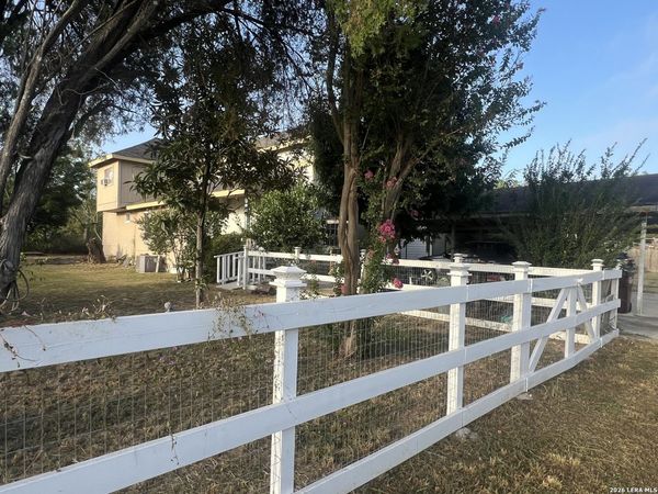 4112 Genevia Irene, Von Ormy, TX 78073