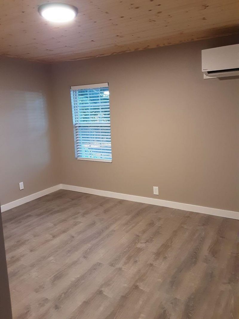 580 Satellite Ave. Photo 14