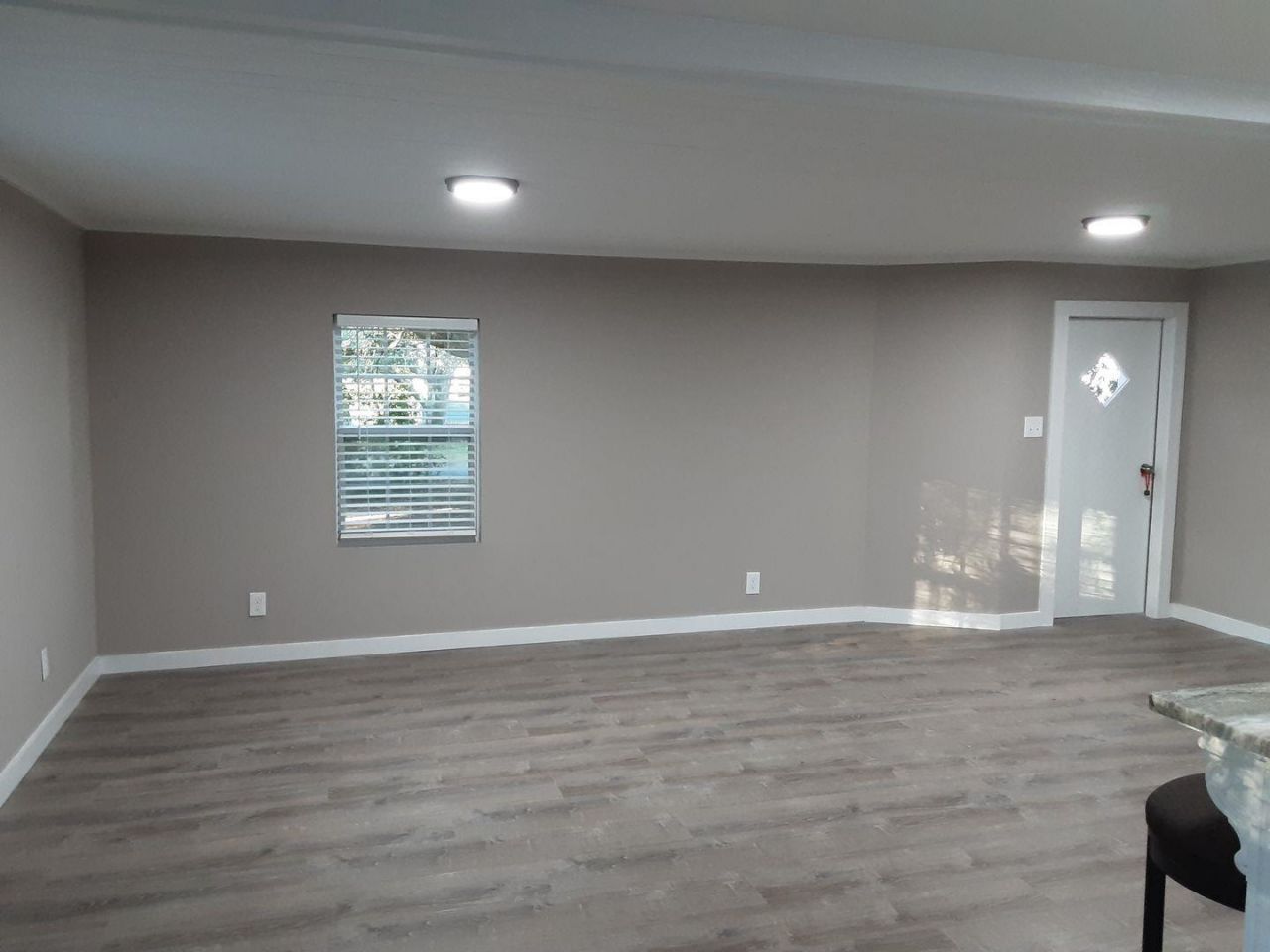 580 Satellite Ave. Photo 9