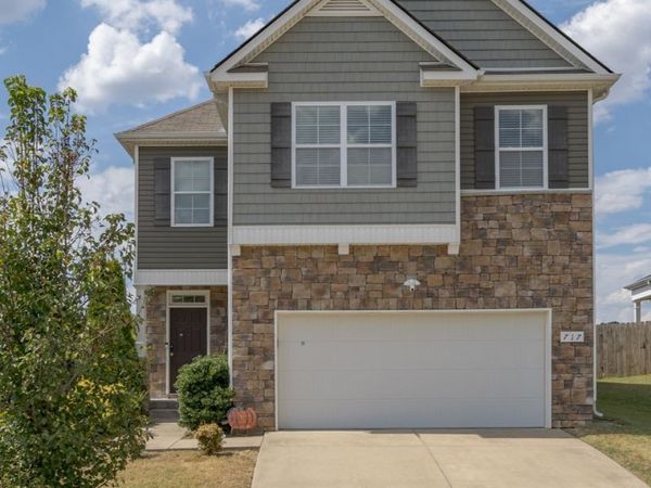 717 Prominence Rd , Columbia, TN 38401