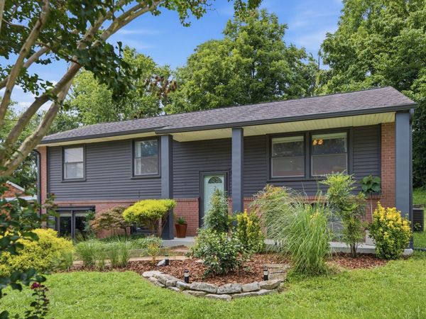 221 Wallace Rd, Nashville, TN 37211
