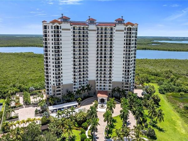 1050 Borghese LN , Unit 1501, NAPLES, FL 34114