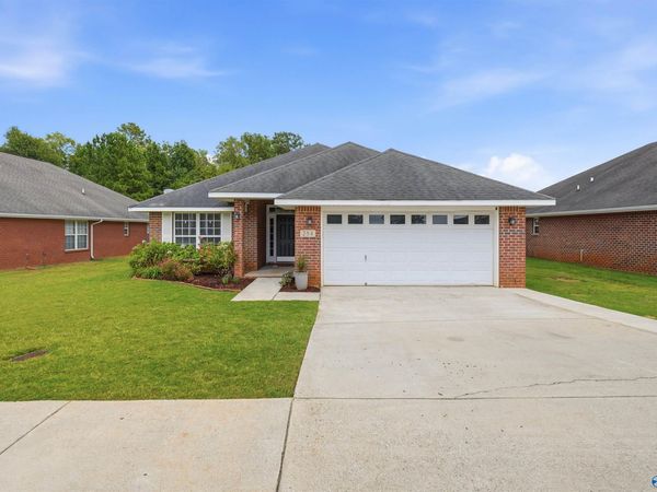 284 Shadow Court SW, Huntsville, AL 35824