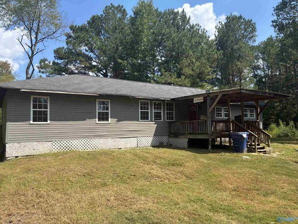 2050 Taylor Lane, Gadsden, AL 35904