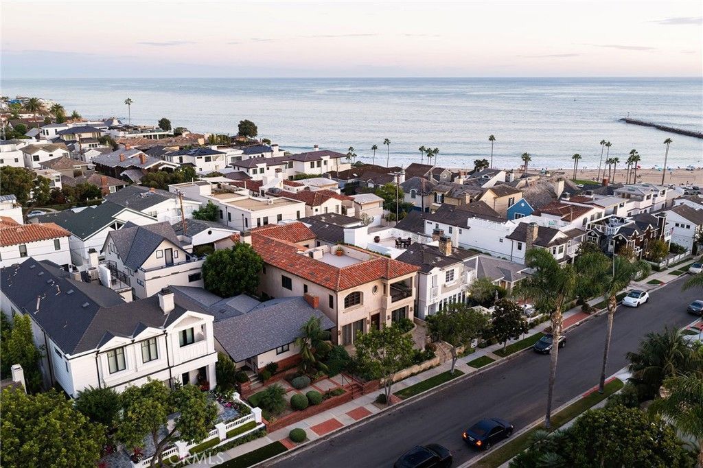 224 Iris Avenue, Corona del Mar, CA 92625 Main Photo