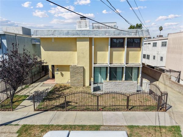 145 W Hillcrest, Inglewood, CA 90301