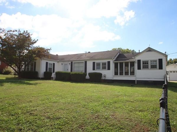319 Mount View, Sparta, TN 38583
