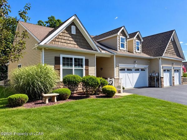 19 Reserve Drive, Drums, PA 18222