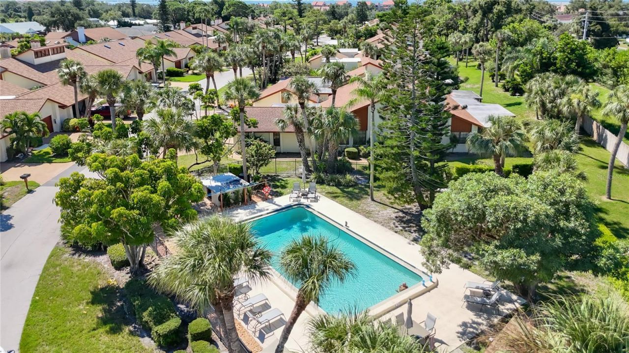 6010 Courtside Drive , Bradenton, FL 34210 Photo