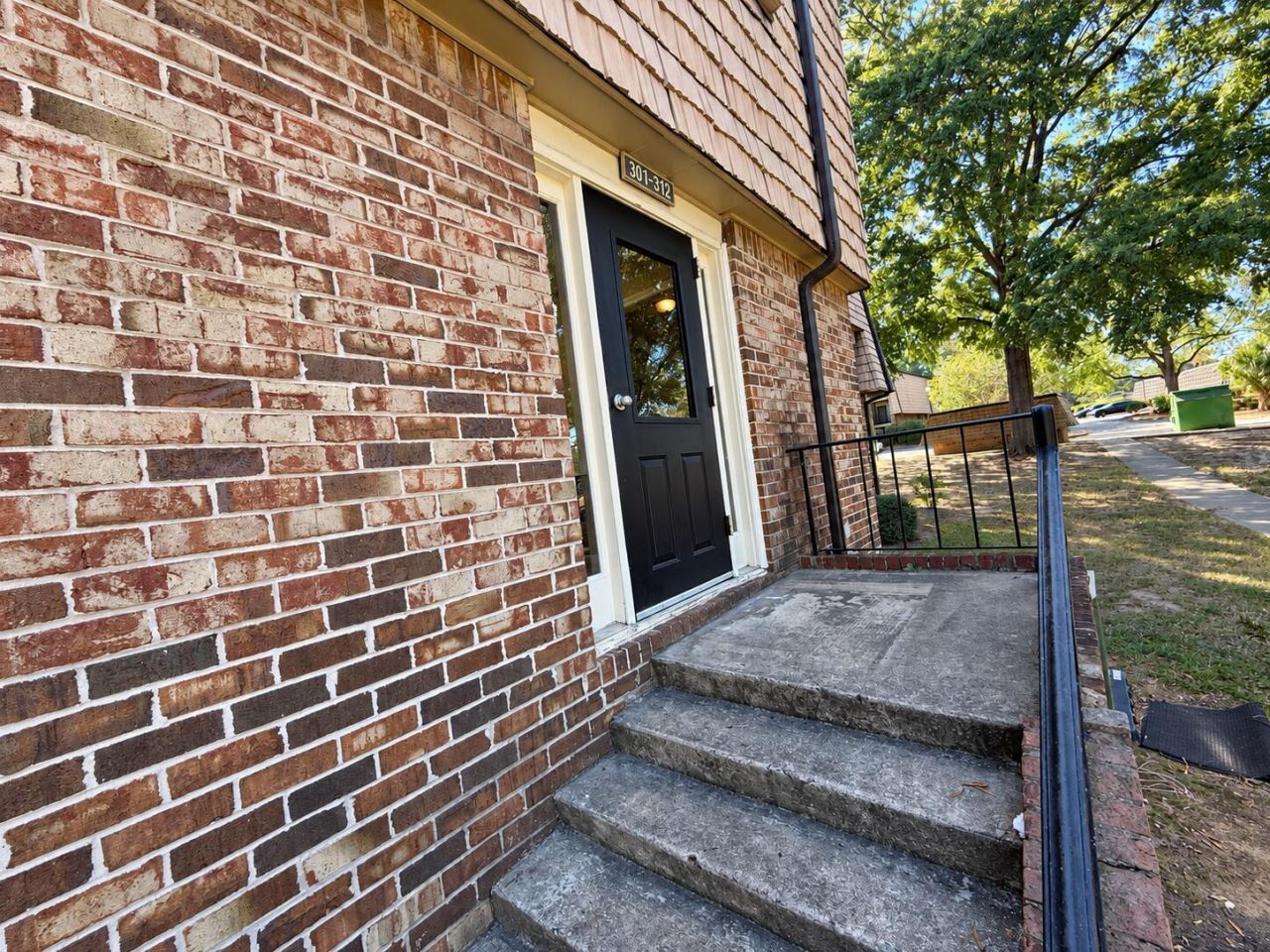307 Menlo Drive Photo 18