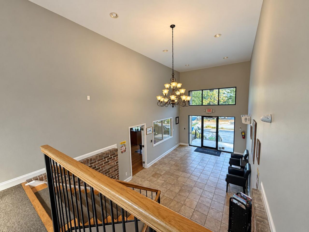 307 Menlo Drive Photo 9