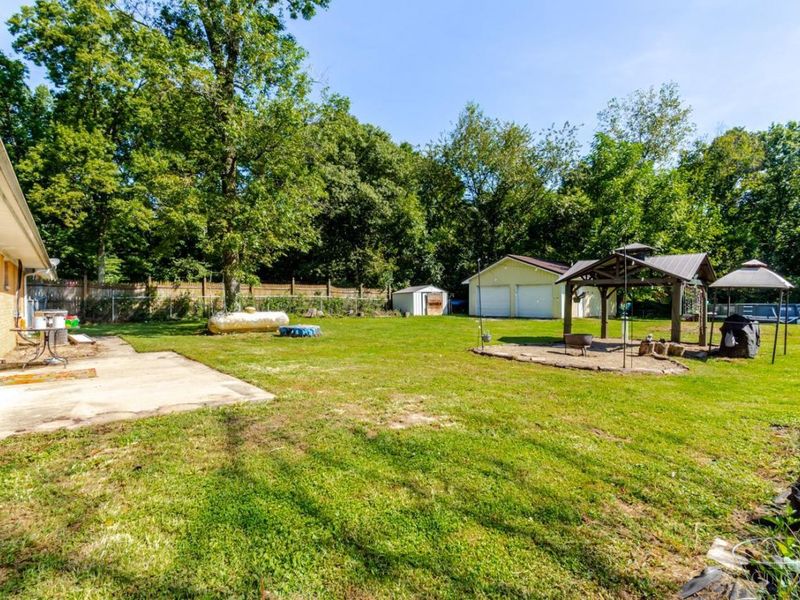 446 Woodside Drive, Twin Township, OH 45381 Photo 22
