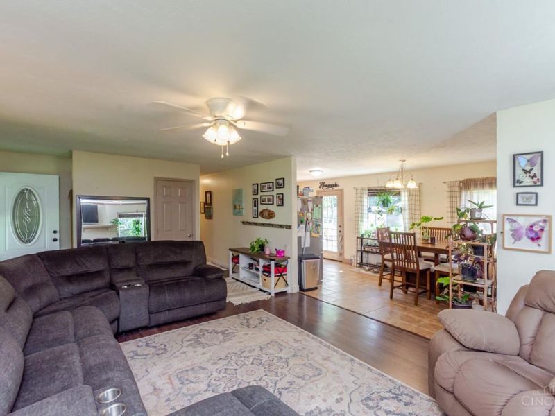 446 Woodside Drive, Twin Township, OH 45381 Photo 5