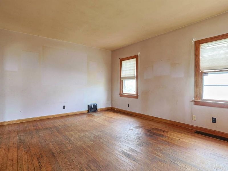 7611 Seward Avenue, Mount Healthy, OH 45231 Photo 4