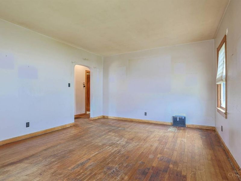 7611 Seward Avenue, Mount Healthy, OH 45231 Photo 5
