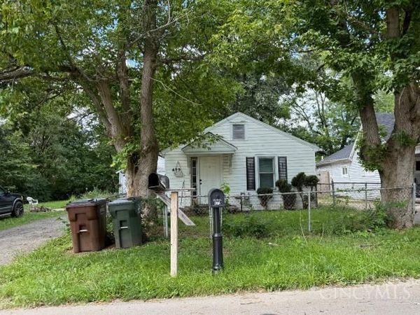 429 N Rohrer Boulevard, Dayton, OH 45404