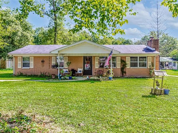 446 Woodside Drive, West Alexandria, OH 45381