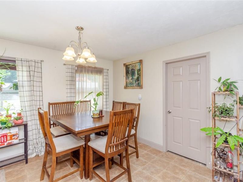 446 Woodside Drive, West Alexandria, OH 45381 Photo 9