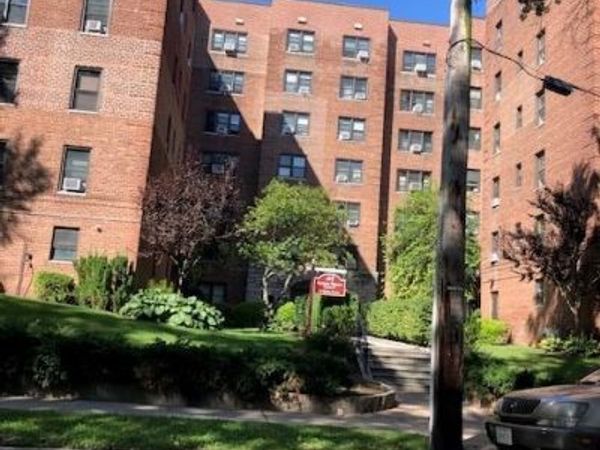 30 Ehrbar Avenue , Unit 306, Mount Vernon, NY 10552
