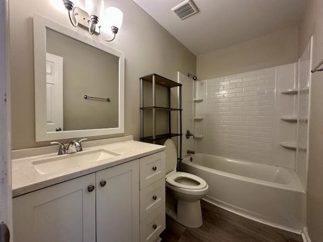 205 Plantation Rd. Photo 13