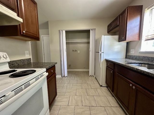 205 Plantation Rd. Photo 6