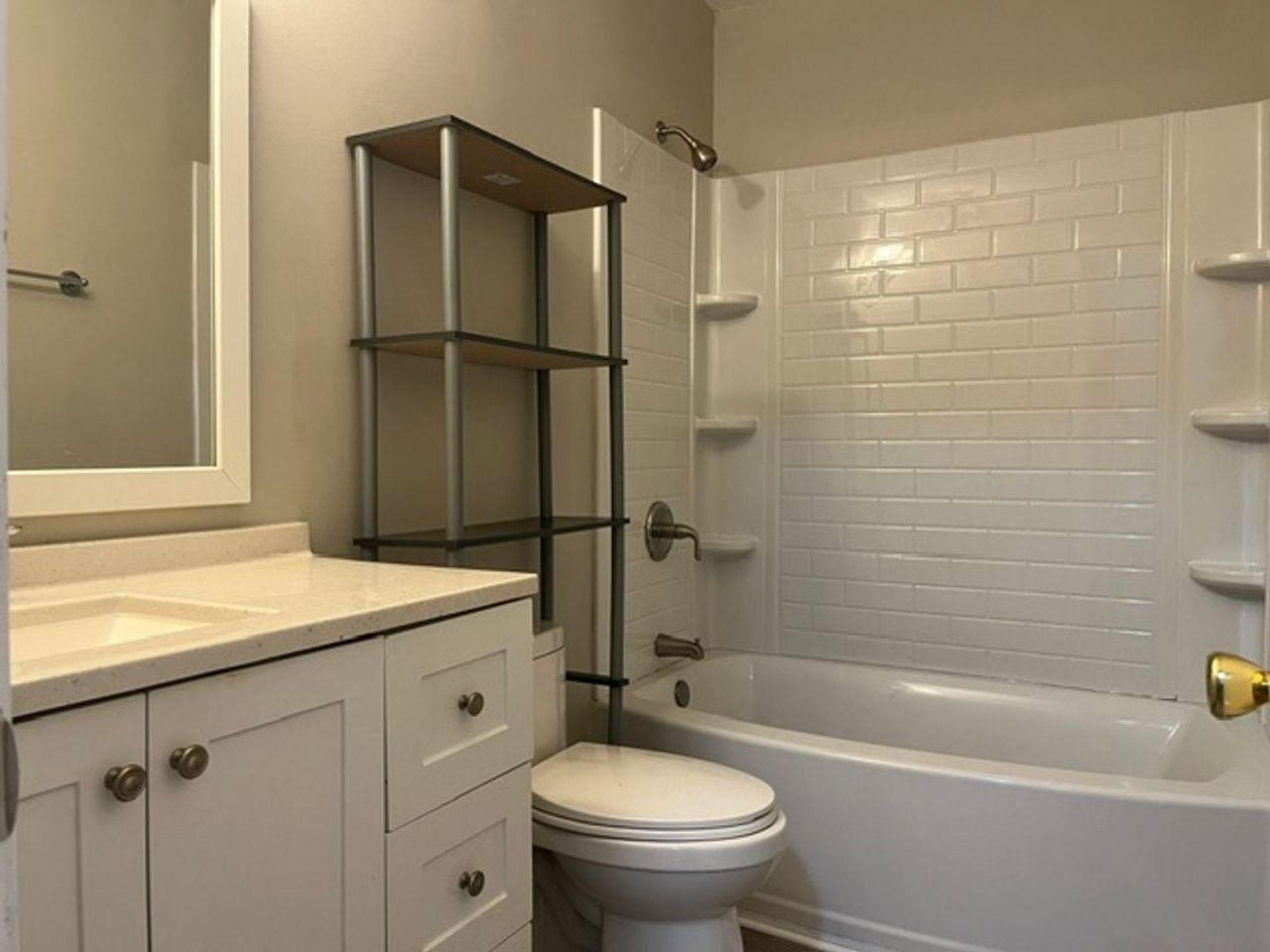 205 Plantation Rd. Photo 9