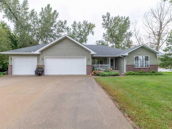 10005 100th St Lot 26 & 27, Sloan, IA 51055