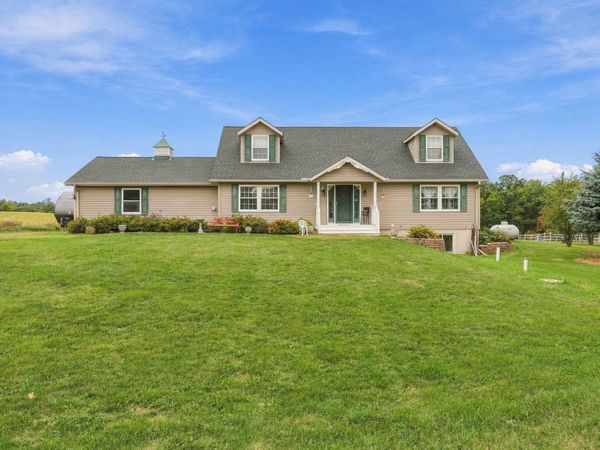 927 40th Street, Clayton, WI 54004