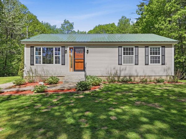 95 Castle Rock Road, Barrington, NH 03825