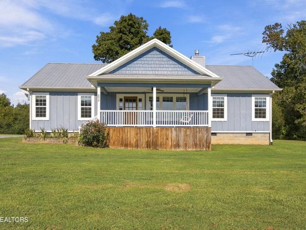 372 County Road 105, Athens, TN 37303