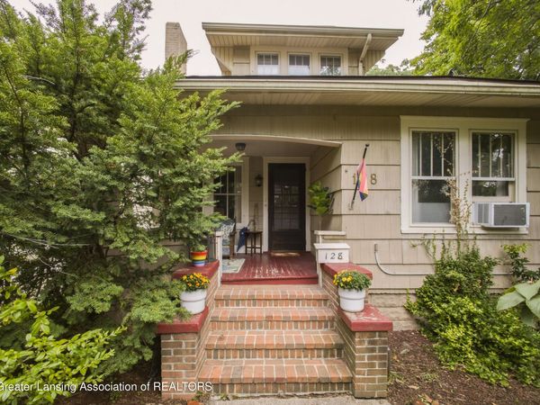 128 N Magnolia Avenue, Lansing, MI 48912