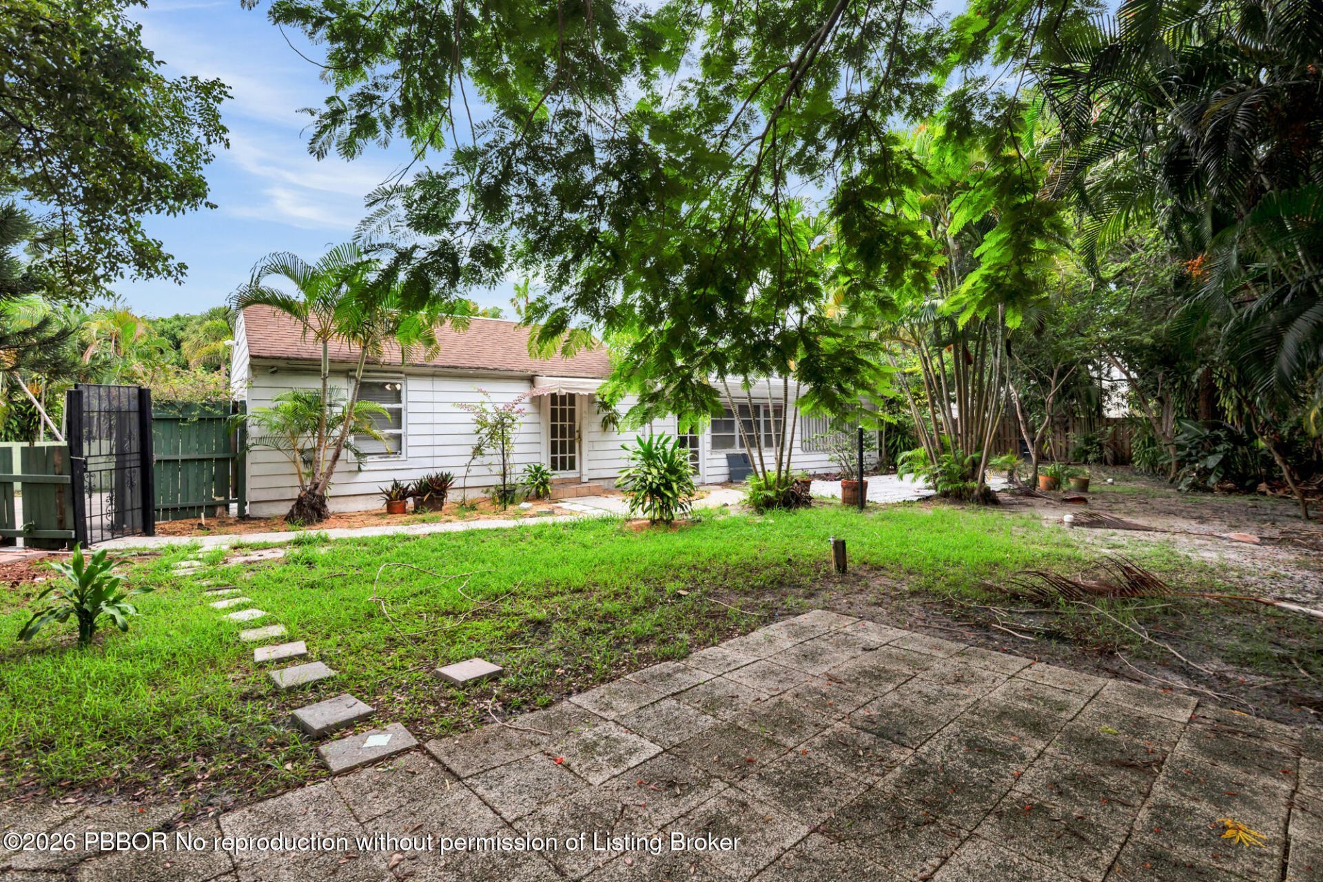 324 Albemarle Road, West Palm Beach, FL 33405 Photo