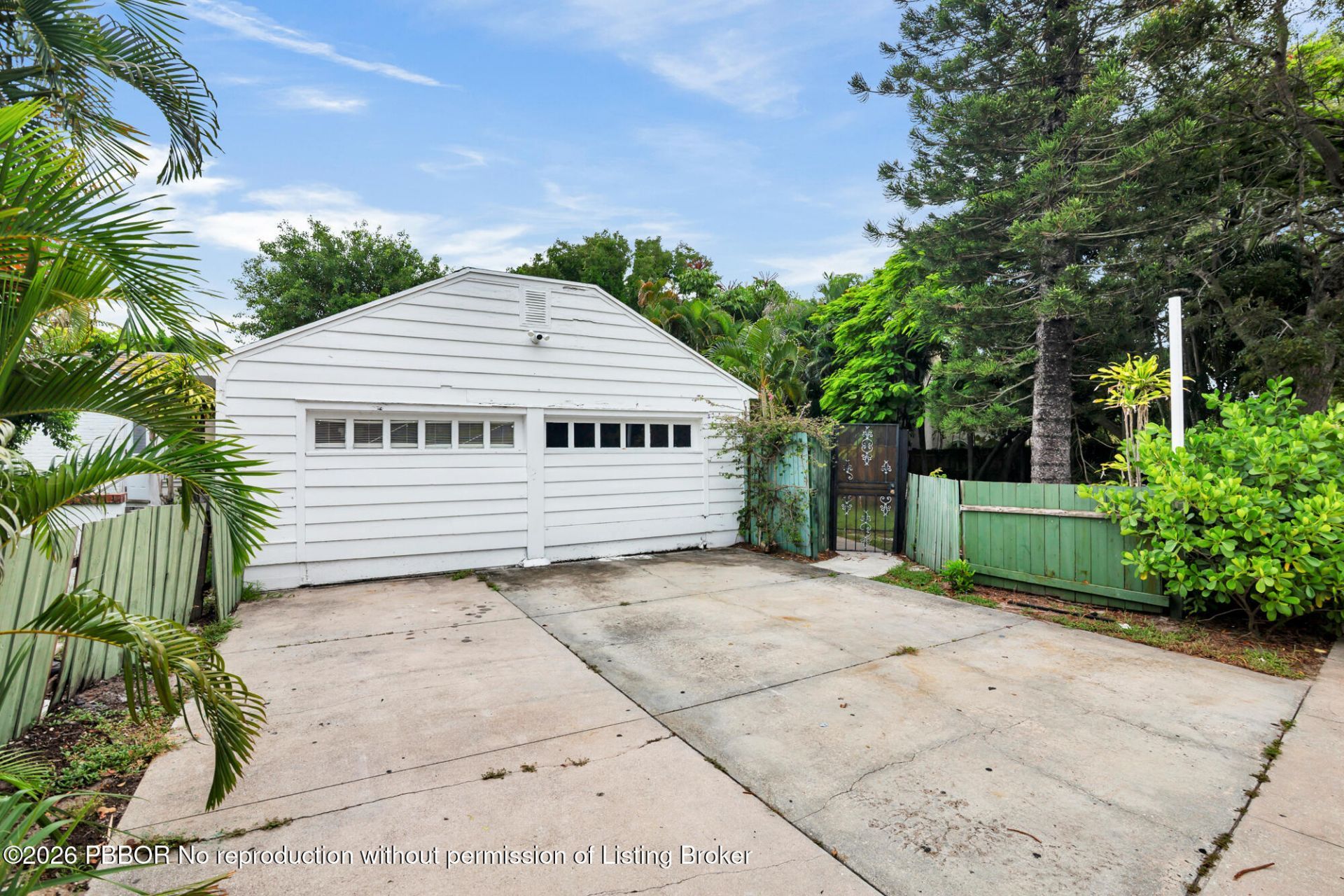 324 Albemarle Road, West Palm Beach, FL 33405 Photo