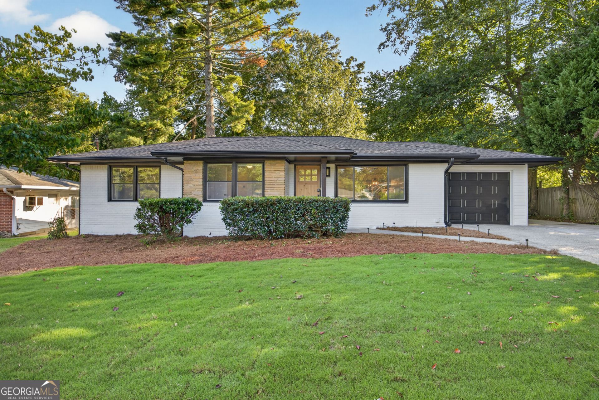 2904 Belaire Circle, Atlanta, GA 30340 Main Photo