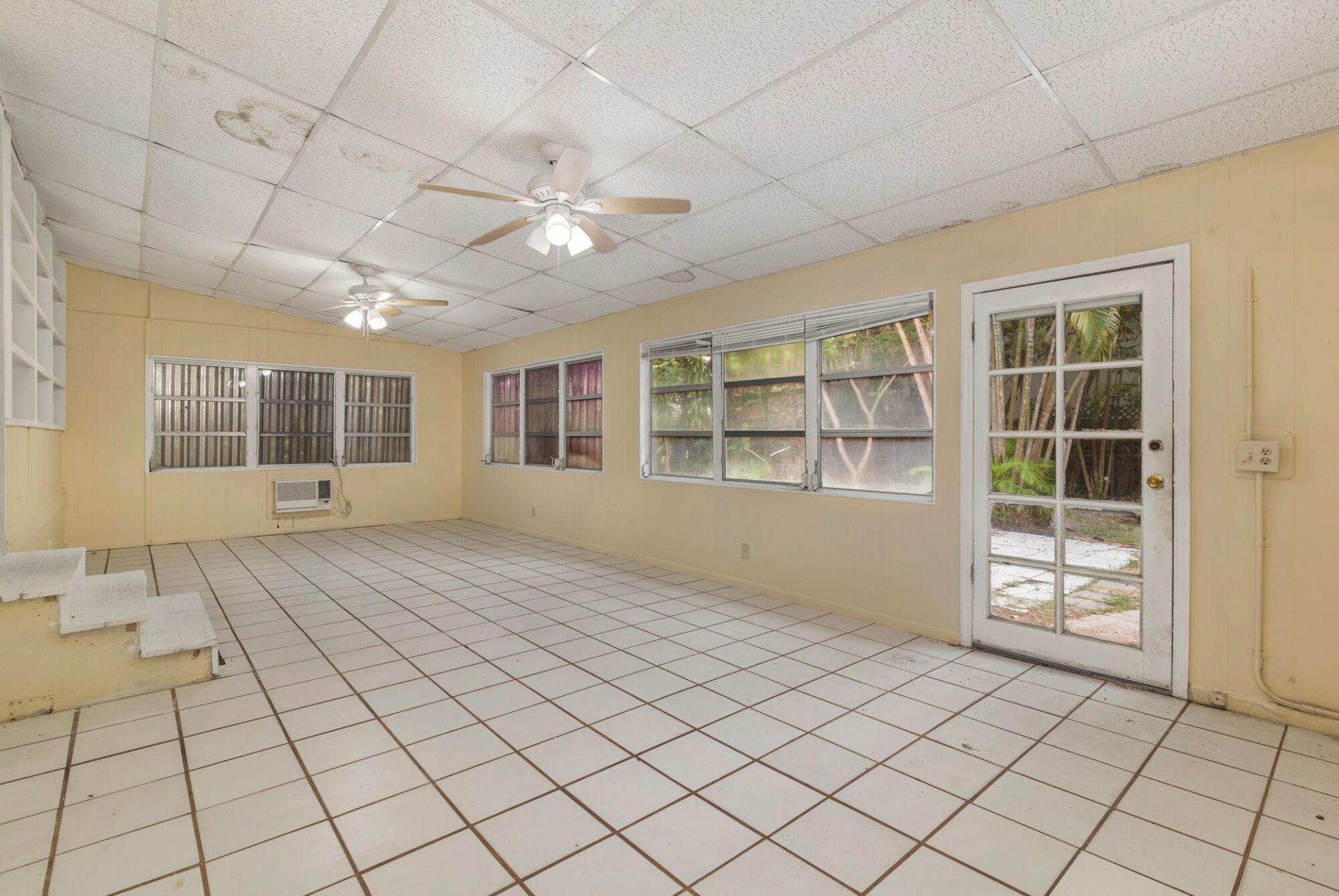 324 Albemarle Road, West Palm Beach, FL 33405 Photo
