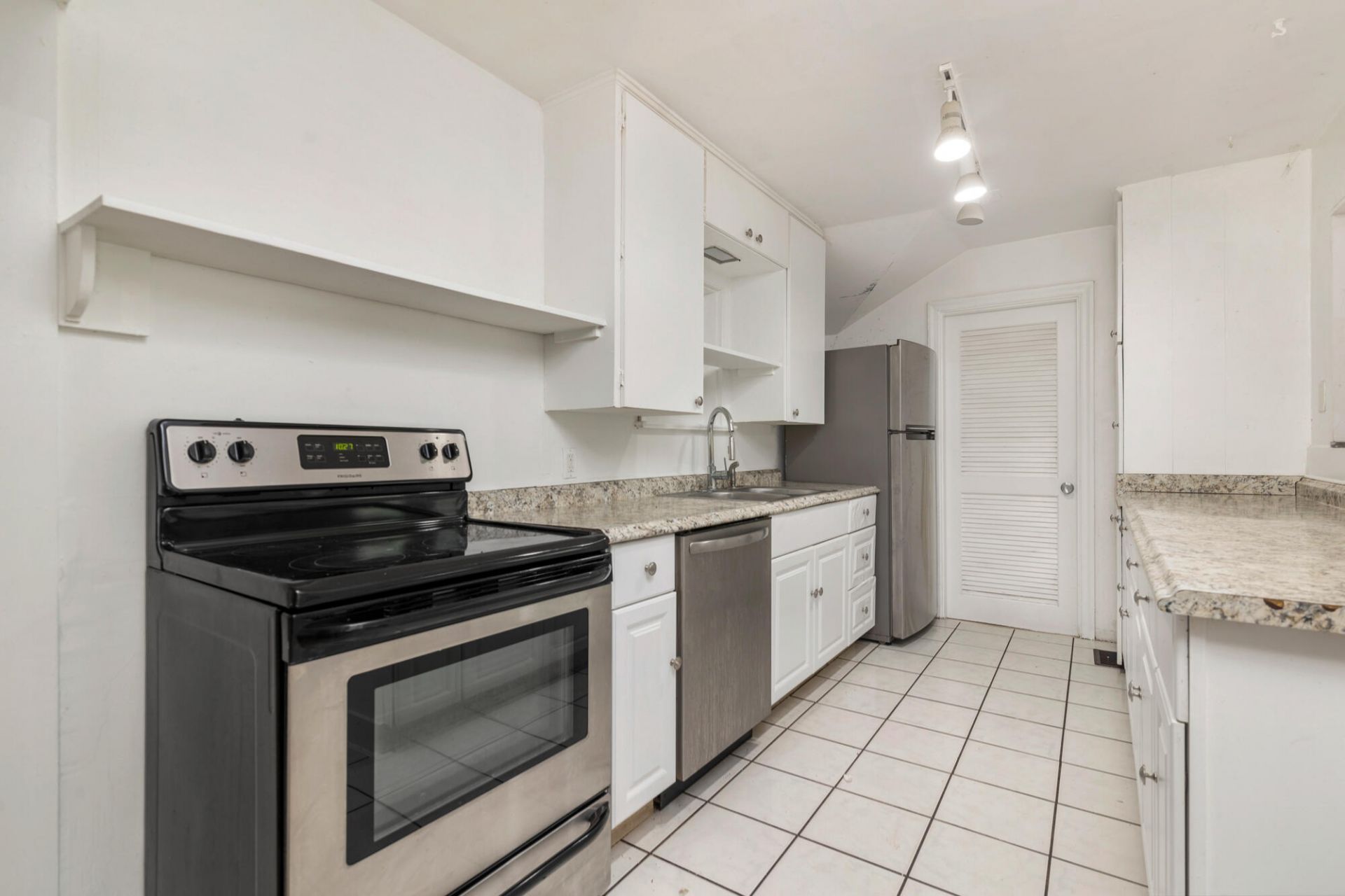 324 Albemarle Road, West Palm Beach, FL 33405 Photo