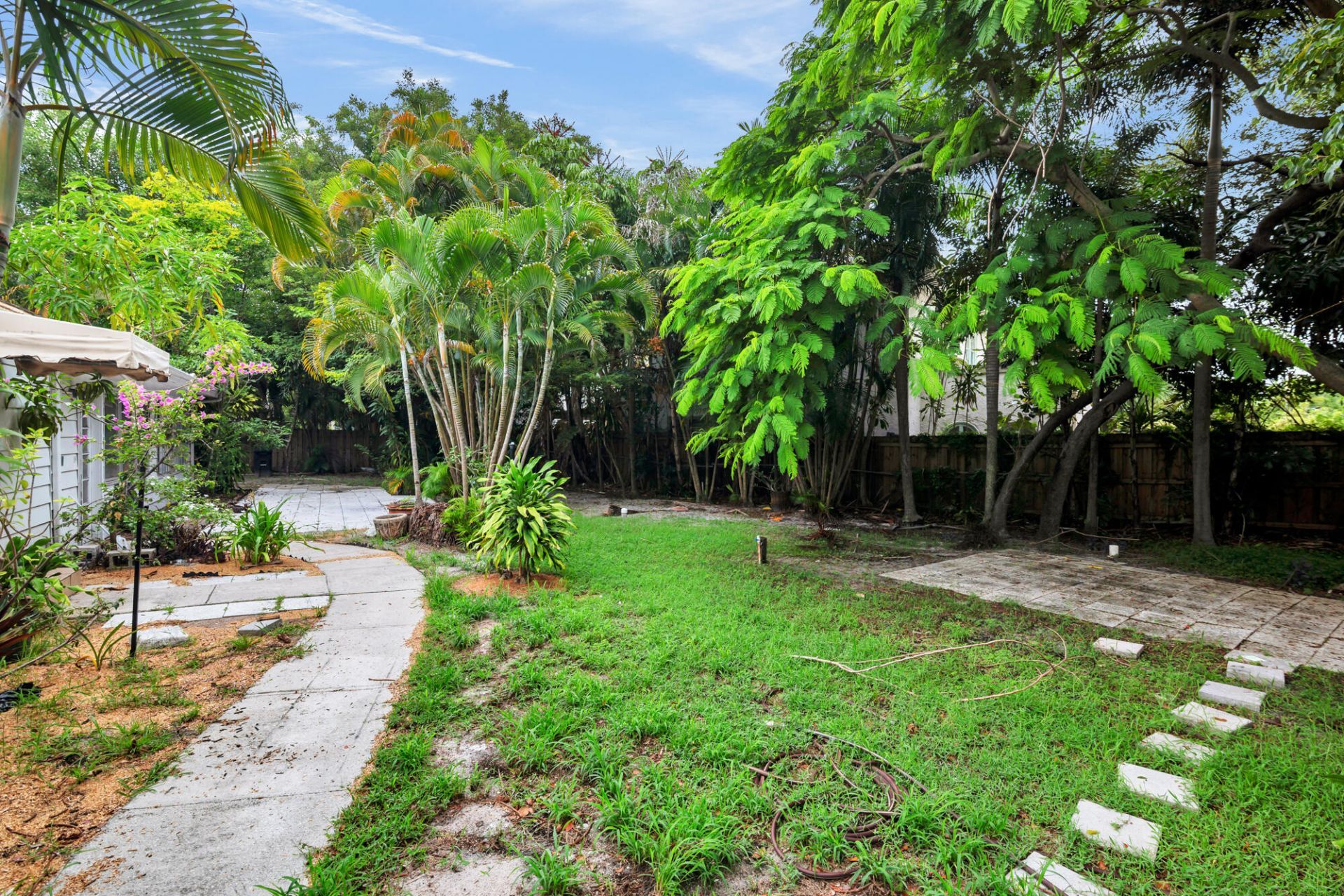 324 Albemarle Road, West Palm Beach, FL 33405 Photo