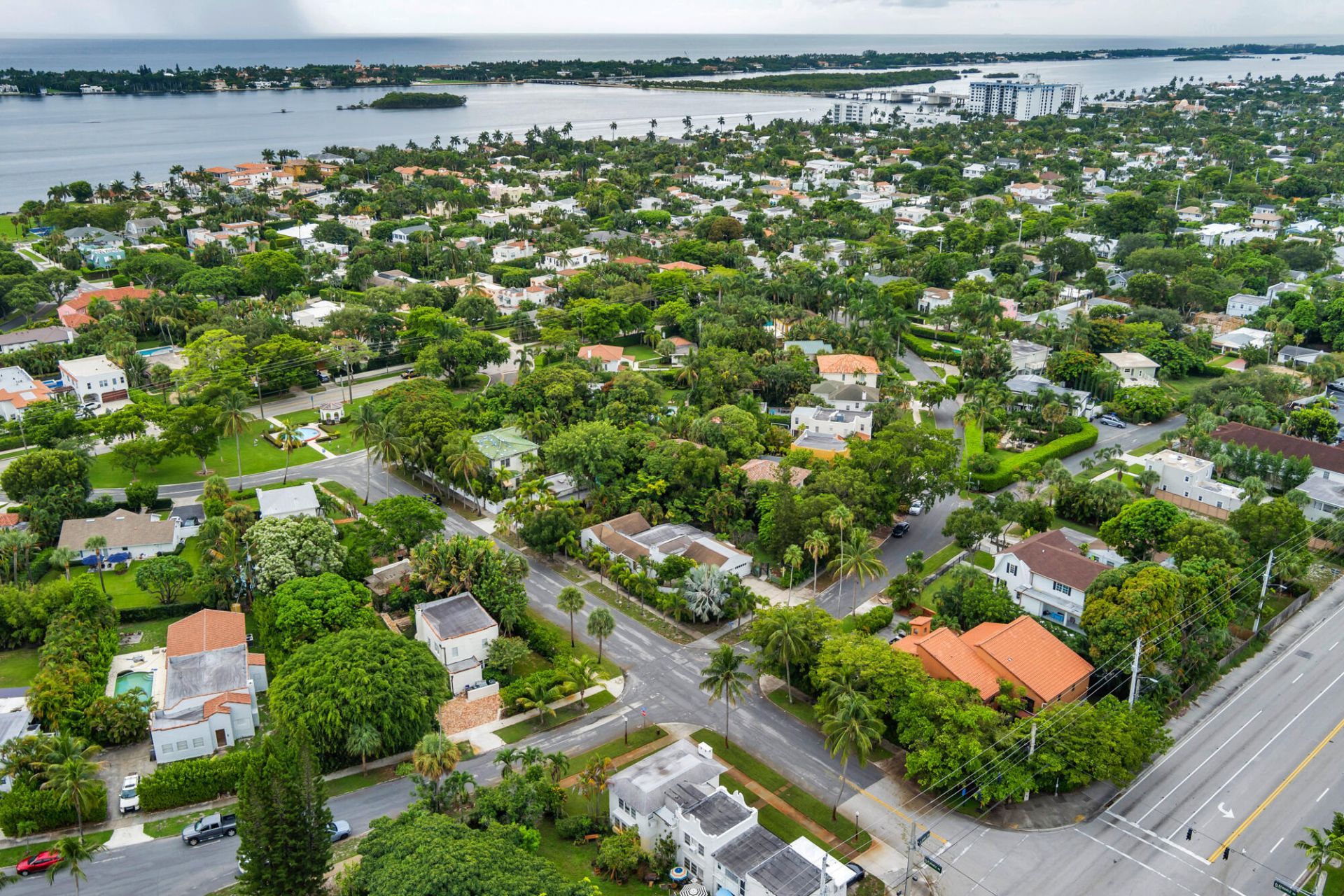 324 Albemarle Road, West Palm Beach, FL 33405 Photo