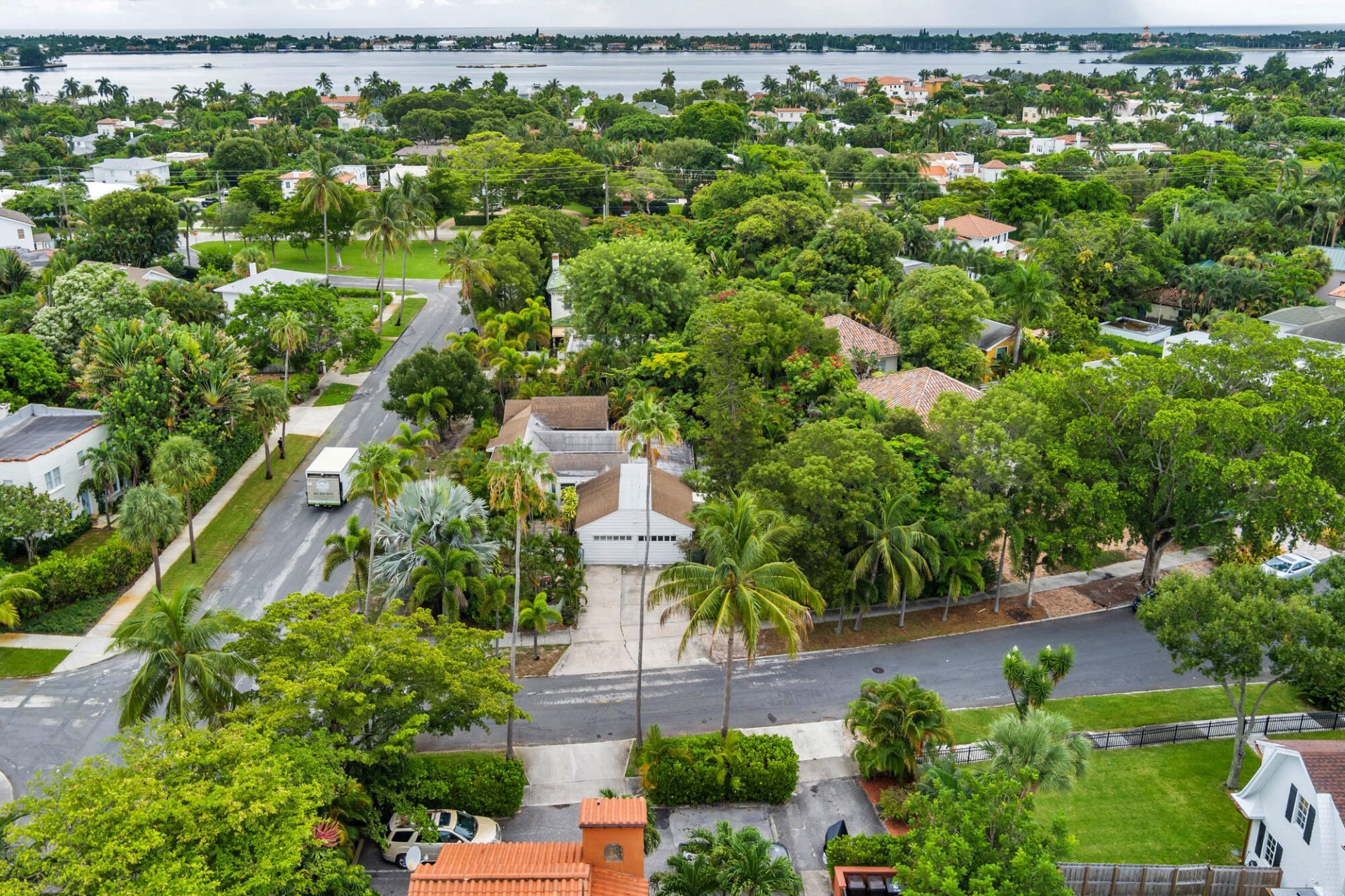 324 Albemarle Road, West Palm Beach, FL 33405 Photo