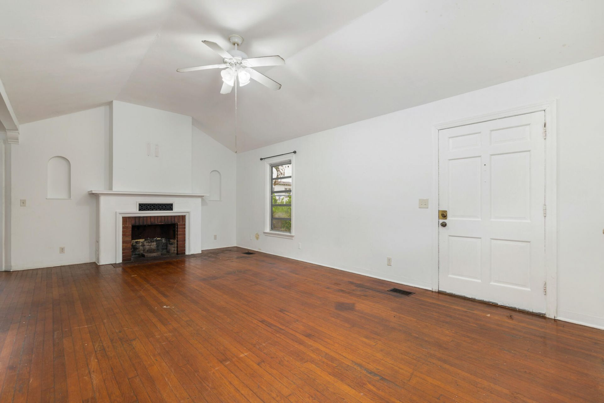 324 Albemarle Road, West Palm Beach, FL 33405 Photo