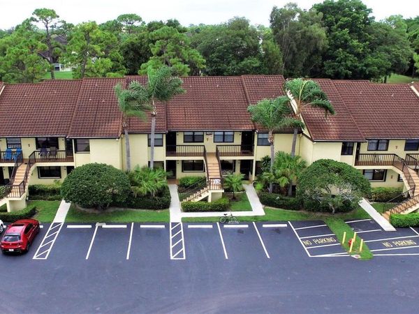 4691 LUCERNE LAKES Boulevard E, Unit 206, Lake Worth, FL 33467