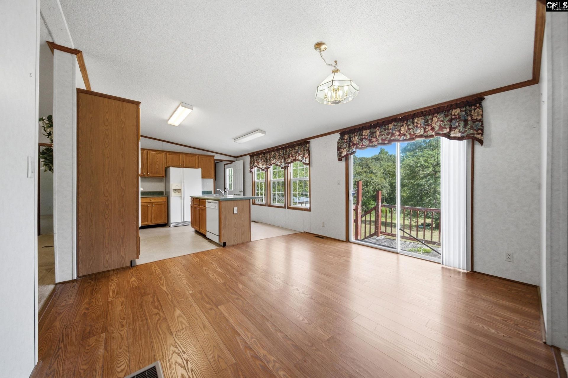 258 Rimrock Road  Photo 7